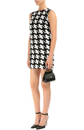 Женская сумка sicily micro из тисненой кожи DOLCE & GABBANA черная цвета, арт. 0116/BB5999/A1001 купить в ЦУМ | Фото №2 Сумка Sicily micro из тисненой кожи Dolce & Gabbana черная цвета | Фото №2