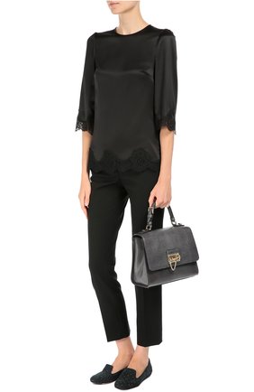 Женская сумка monica с тиснением под игуану DOLCE & GABBANA серая цвета, арт. 0116/BB5826/A1095 купить в ЦУМ | Фото №2 Сумка Monica с тиснением под игуану Dolce & Gabbana серая цвета | Фото №2
