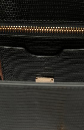 Женская сумка monica small с тиснением под игуану DOLCE & GABBANA черная цвета, арт. 0116/BB5827/A1095 купить в ЦУМ | Фото №4 Сумка Monica small с тиснением под игуану Dolce & Gabbana черная цвета | Фото №4