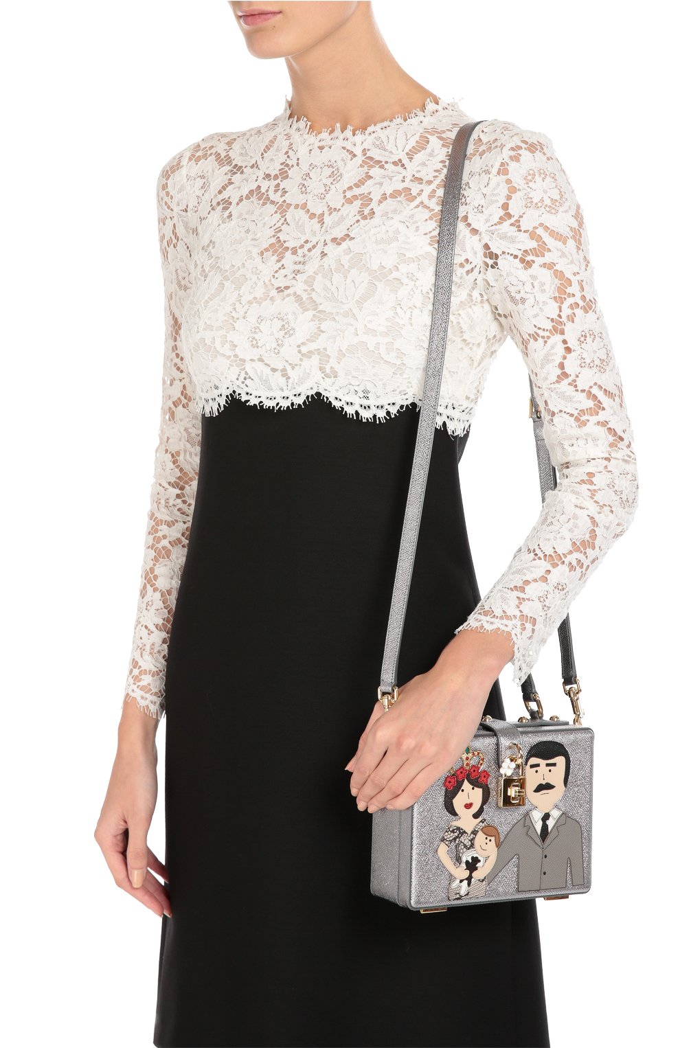 Сумка Dolce Box с аппликацией DG Family Dolce & Gabbana, серебряного цвета, арт. 0116/BB5970/AB518 в ЦУМ | Фото №5 Сумка Dolce Box с аппликацией DG Family Dolce & Gabbana серебряного цвета | Фото №5