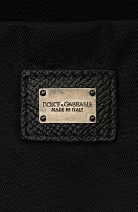 Мужская черная поясная сумка vulcano с аппликацией dg family из натуральной кожи Dolce & Gabbana, арт. 0115/BM1326/AD813 купить в ЦУМ | Фото №5 Поясная сумка Vulcano с аппликацией DG Family из натуральной кожи Dolce & Gabbana черная | Фото №5