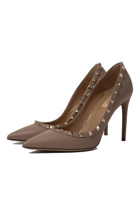 Женская кожаные туфли valentino garavani rockstud на шпильке VALENTINO бежевого цвета по цене 52000 руб., арт. ZW2S0057/V0D | Фото 1 Женская кожаные туфли valentino garavani rockstud на шпильке VALENTINO бежевого цвета, арт. ZW2S0057/V0D | Фото 1