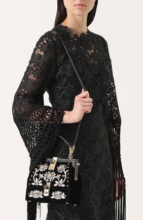 Сумка из бархата с вышивкой кристаллами и отделкой из кожи змеи Dolce & Gabbana, черного цвета, арт. 0116/BB6275/A8I56 в ЦУМ | Фото №6 Сумка из бархата с вышивкой кристаллами и отделкой из кожи змеи Dolce & Gabbana черного цвета | Фото №6