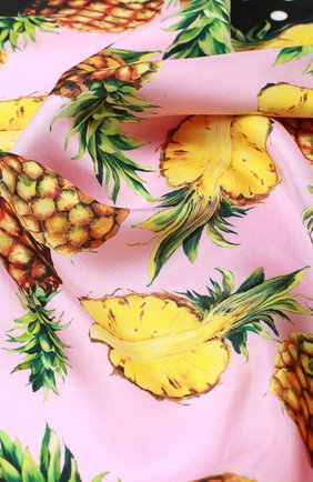 Женский зеленый шелковый платок с принтом Dolce & Gabbana, арт. 0136/FN092R/GD927 купить в ЦУМ | Фото №2 Шелковый платок с принтом Dolce & Gabbana зеленый | Фото №2