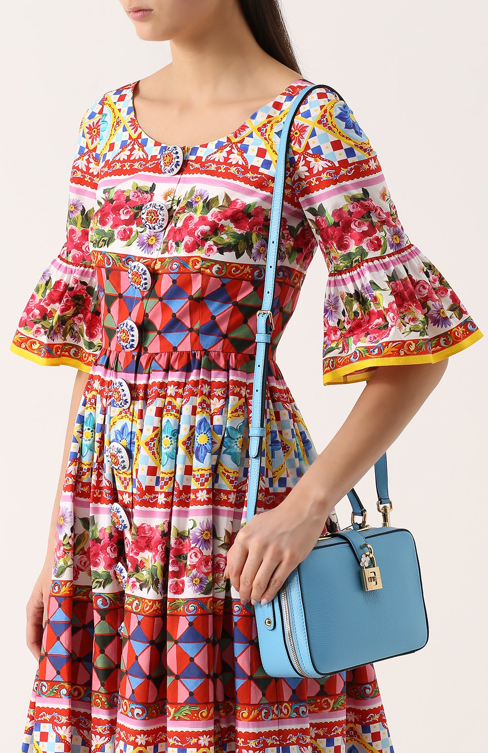 Женская сумка rosaria DOLCE & GABBANA голубая цвета, арт. 0116/BB5953/AC176 купить в ЦУМ | Фото №5 Сумка Rosaria Dolce & Gabbana голубая цвета | Фото №5