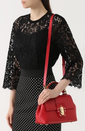 Женская сумка lucia small с декорированной ручкой DOLCE & GABBANA красная цвета, арт. 0116/BB6312/AI286 купить в ЦУМ | Фото №5 Сумка Lucia small с декорированной ручкой Dolce & Gabbana красная цвета | Фото №5