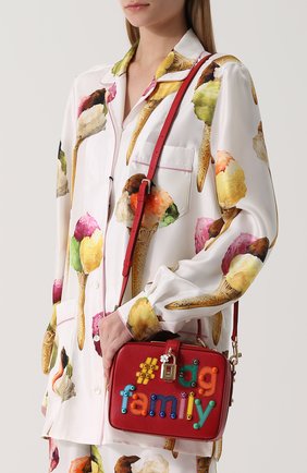 Женская сумка dolce soft с аппликацией dg family DOLCE & GABBANA красная цвета, арт. 0116/BB5953/AI201 купить в ЦУМ | Фото №6 Сумка Dolce Soft с аппликацией DG Family Dolce & Gabbana красная цвета | Фото №6