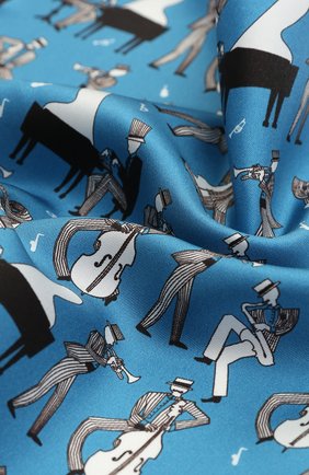 Мужской синий шелковый платок с принтом Dolce & Gabbana, арт. 0135/GR412E/G0WDP купить в ЦУМ | Фото №3 Шелковый платок с принтом Dolce & Gabbana синий | Фото №3