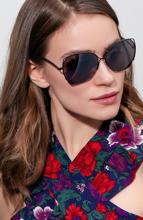 Женские коричневые солнцезащитные очки Victoria Beckham, арт. S96 C06 купить в ЦУМ | Фото №1 Солнцезащитные очки Victoria Beckham коричневые | Фото №1