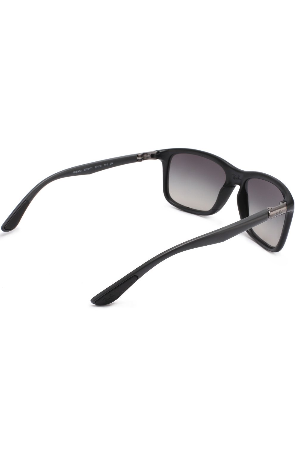 Женские солнцезащитные очки RAY-BAN черного цвета по цене 14600 руб., арт. 8352-622011 | Фото 3 Женские солнцезащитные очки RAY-BAN черного цвета, арт. 8352-622011 | Фото 3