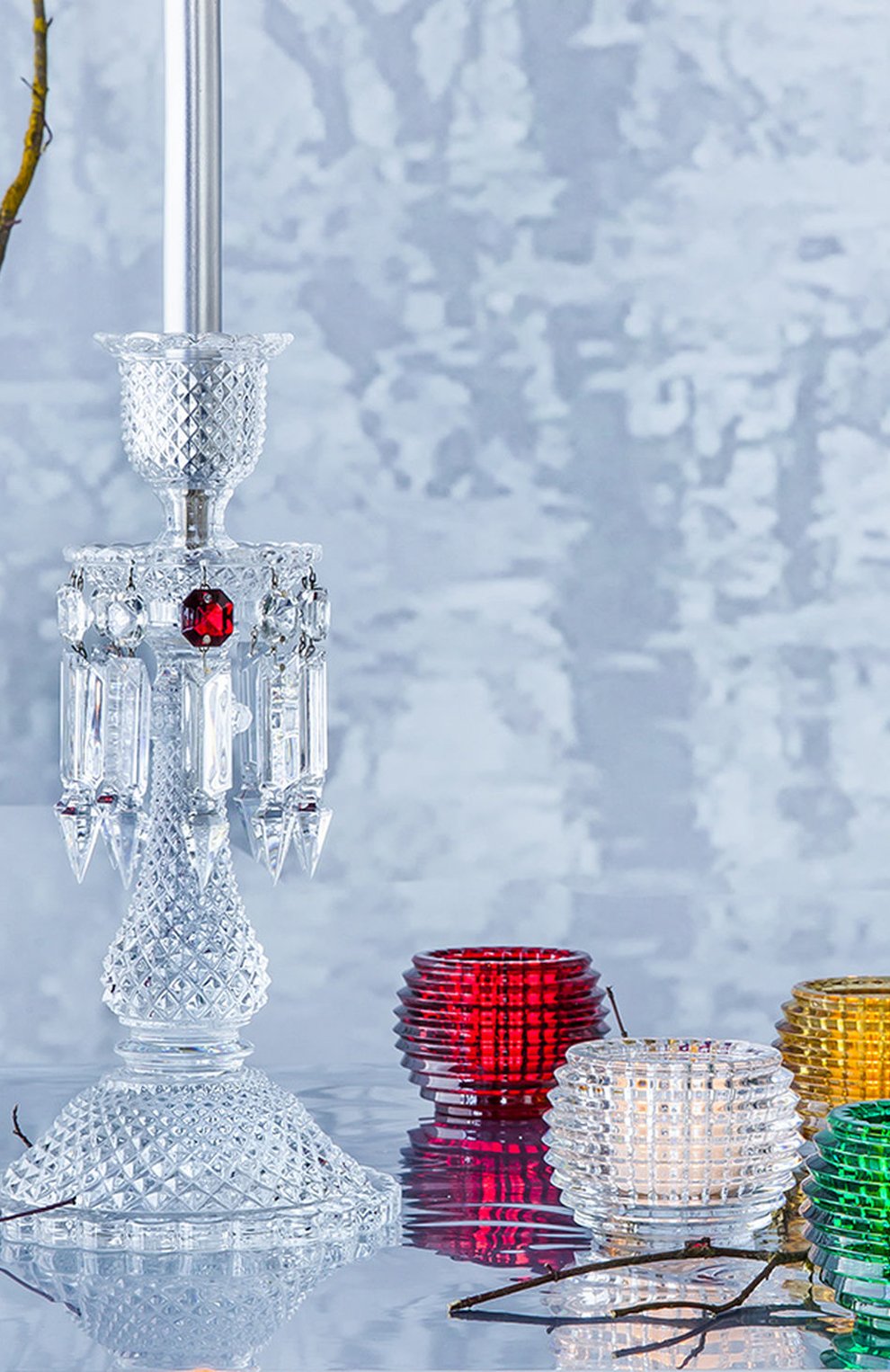 Мужского набор из 2-х подсвечников eye BACCARAT красного цвета по цене 44500 руб., арт. 2 810 639 | Фото 2 Мужского набор из 2-х подсвечников eye BACCARAT красного цвета, арт. 2 810 639 | Фото 2