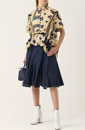 Женская голубая джинсовая юбка-миди Sacai, арт. 17-03309 купить в ЦУМ | Фото №1 Джинсовая юбка-миди Sacai голубая | Фото №1