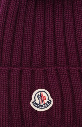 Шерстяная шапка фактурной вязки с меховым помпоном Moncler, бордового цвета, арт. C2-093-00219-00-03510 в ЦУМ | Фото №3 Шерстяная шапка фактурной вязки с меховым помпоном Moncler бордового цвета | Фото №3