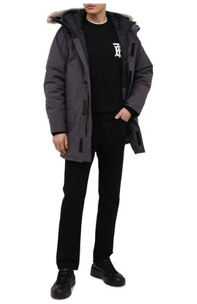 Мужская пуховая парка langford с меховой отделкой CANADA GOOSE серого цвета по цене 115500 руб., арт. 2062M | Фото 2 Мужская пуховая парка langford с меховой отделкой CANADA GOOSE серого цвета, арт. 2062M | Фото 2