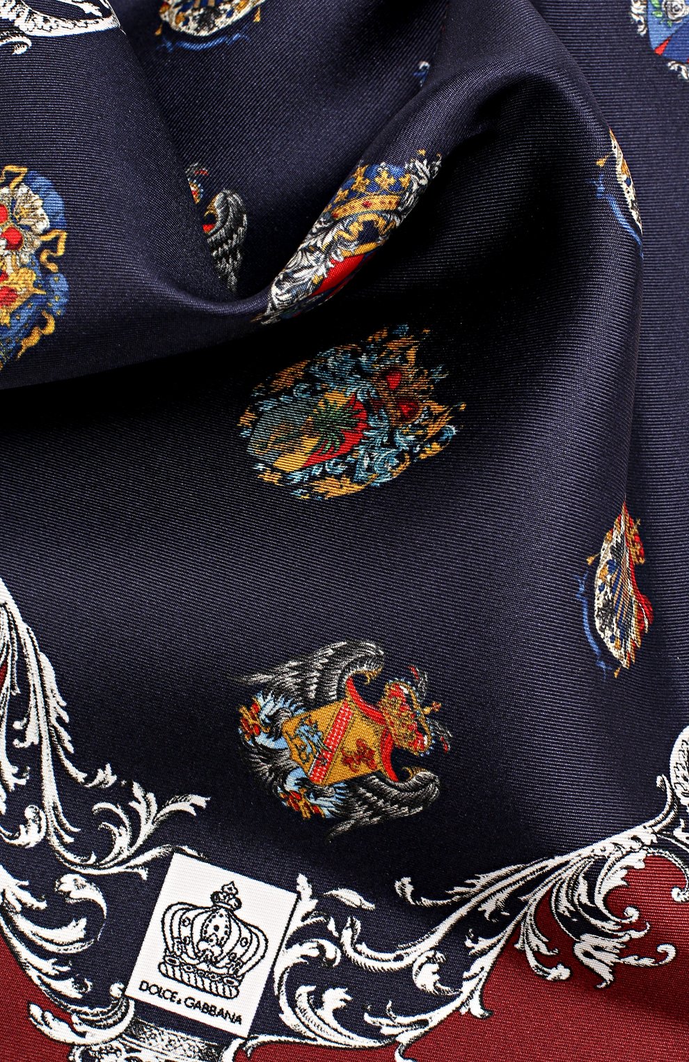 Мужской темно-синий шелковый платок с принтом Dolce & Gabbana, арт. 0135/GR412E/G0WFP купить в ЦУМ | Фото №3 Шелковый платок с принтом Dolce & Gabbana темно-синий | Фото №3