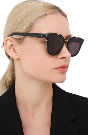 Женские солнцезащитные очки GENTLE MONSTER черного цвета по цене 23900 руб., арт. NEWT0NIC.S 01 | Фото 2 Женские солнцезащитные очки GENTLE MONSTER черного цвета, арт. NEWT0NIC.S 01 | Фото 2