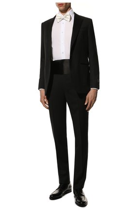 Мужской шелковый камербанд TOM FORD черного цвета по цене 42300 руб., арт. TFG95/5TF | Фото 2 Мужской шелковый камербанд TOM FORD черного цвета, арт. TFG95/5TF | Фото 2 (Материал: Текстиль, Шелк; Принт: Без принта; Региональные ограничения белый список (Axapta Mercury): RU; Статус проверки: Проверена категория)