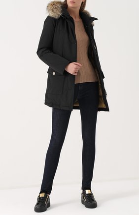 Женская хаки пуховая парка с меховой отделкой капюшона Woolrich, арт. WWCPS2444/CN03 купить в ЦУМ | Фото №1 Пуховая парка с меховой отделкой капюшона Woolrich хаки | Фото №1