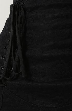 Женская черная кружевная юбка-карандаш со шнуровкой Dolce & Gabbana, арт. 0102/F4AVKT/G9830 купить в ЦУМ | Фото №5 Кружевная юбка-карандаш со шнуровкой Dolce & Gabbana черная | Фото №5