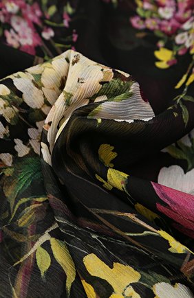 Женский разноцветный шелковый шарф с цветочным принтом Dolce & Gabbana, арт. 0136/FS182A/GDG54 купить в ЦУМ | Фото №2 Шелковый шарф с цветочным принтом Dolce & Gabbana разноцветный | Фото №2