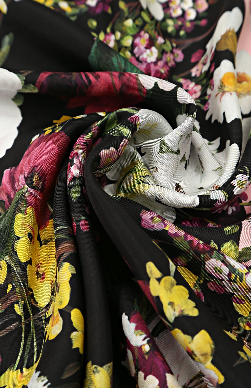 Женский разноцветный шелковый платок с принтом Dolce & Gabbana, арт. 0136/FN090R/GDG51 купить в ЦУМ | Фото №2 Шелковый платок с принтом Dolce & Gabbana разноцветный | Фото №2
