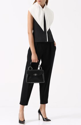 Женский черно-белый топ без рукавов с контрастным воротником Jacquemus, арт. 173T003 173 11970 купить в ЦУМ | Фото №1 Топ без рукавов с контрастным воротником Jacquemus черно-белый | Фото №1