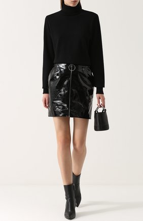 Женская красная однотонная кожаная мини-юбка Mugler, арт. JUPEJ394930 купить в ЦУМ | Фото №1 Однотонная кожаная мини-юбка Mugler красная | Фото №1