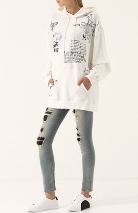 Женские голубые джинсы-скинни с потертостями R13, арт. R13W0005-328 купить в ЦУМ | Фото №1 Джинсы-скинни с потертостями R13 голубые | Фото №1
