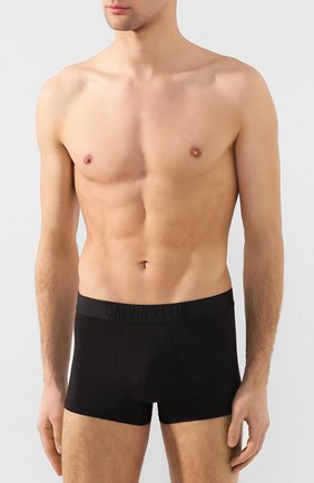 Мужские хлопковые боксеры с широкой резинкой CALVIN KLEIN черного цвета по цене 4395 руб., арт. NB1307A | Фото 2 Мужские хлопковые боксеры с широкой резинкой CALVIN KLEIN черного цвета, арт. NB1307A | Фото 2