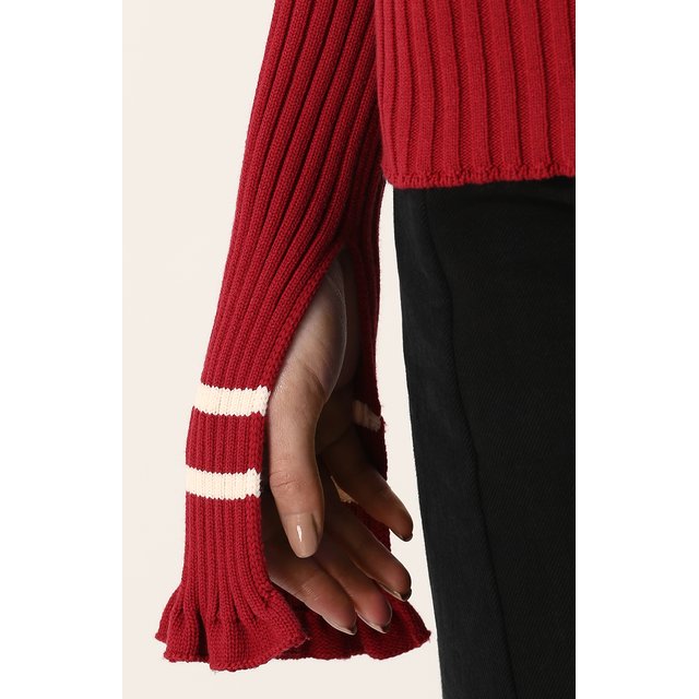 фото Приталенный пуловер фактурной вязки с открытой спиной mrz