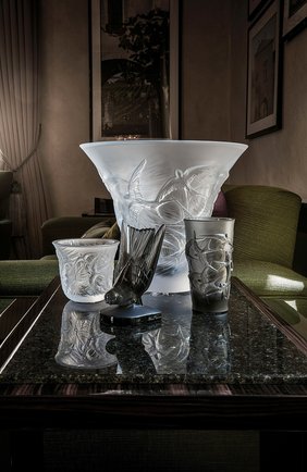 Ваза hirondelles LALIQUE прозрачного цвета по цене 790500 руб., арт. 10623900 | Фото 2 Ваза hirondelles LALIQUE прозрачного цвета, арт. 10623900 | Фото 2 (Интерьер_коллекция: Hirondelles; Статус проверки: Проверена категория; Ограничения доставки: fragile-2)