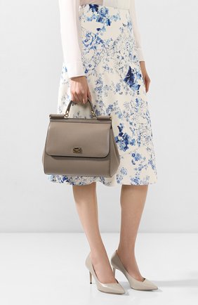 Женская сумка sicily medium new DOLCE & GABBANA светло-серого цвета по цене 108000 руб., арт. BB6235/A1001 | Фото 2 Женская сумка sicily medium new DOLCE & GABBANA светло-серого цвета, арт. BB6235/A1001 | Фото 2