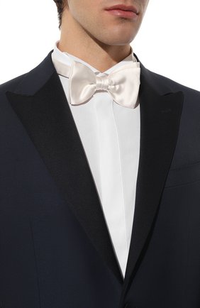 Мужской шелковый галстук-бабочка LANVIN белого цвета по цене 8495 руб., арт. 1282/B0W TIE | Фото 2 Мужской шелковый галстук-бабочка LANVIN белого цвета, арт. 1282/B0W TIE | Фото 2