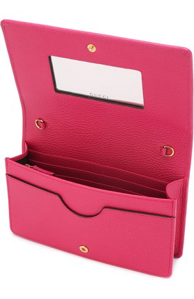 Женская сумка gg marmont mini GUCCI фуксия цвета по цене 58800 руб., арт. 497985/CA00G | Фото 4 Женская сумка gg marmont mini GUCCI фуксия цвета, арт. 497985/CA00G | Фото 4