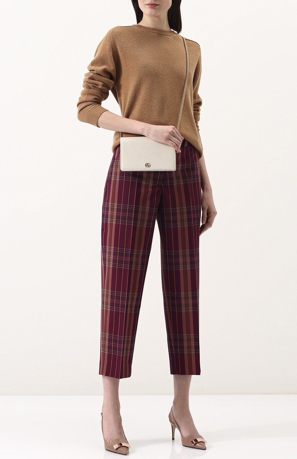 Женская сумка gg marmont mini GUCCI белого цвета по цене 58800 руб., арт. 497985/CA00G | Фото 2 Женская сумка gg marmont mini GUCCI белого цвета, арт. 497985/CA00G | Фото 2