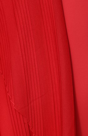Женская красная драпированная накидка Emporio Armani, арт. 635511/8P324 купить в ЦУМ | Фото №5 Драпированная накидка Emporio Armani красная | Фото №5
