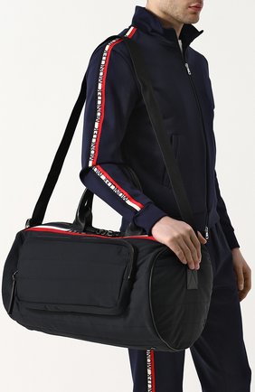Мужская текстильная дорожная сумка с плечевым ремнем MONCLER черного цвета по цене 67250 руб., арт. D1-09A-40026-10-539AX | Фото 5 Мужская текстильная дорожная сумка с плечевым ремнем MONCLER черного цвета, арт. D1-09A-40026-10-539AX | Фото 5