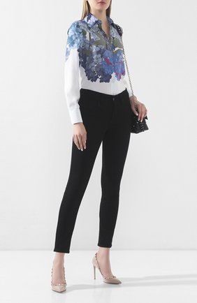 Женская кожаные туфли valentino garavani rockstud VALENTINO бежевого цвета по цене 52000 руб., арт. QW1S0057/VNW | Фото 2 Женская кожаные туфли valentino garavani rockstud VALENTINO бежевого цвета, арт. QW1S0057/VNW | Фото 2