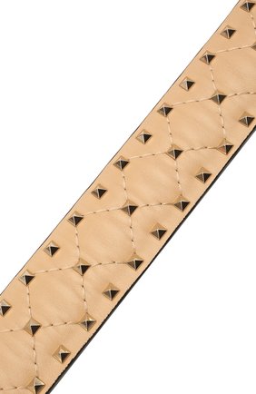 Женские кожаный ремень для сумки rockstud spike VALENTINO бежевого цвета по цене 69950 руб., арт. QW1P0P37/NAP | Фото 3 Женские кожаный ремень для сумки rockstud spike VALENTINO бежевого цвета, арт. QW1P0P37/NAP | Фото 3 (Ошибки технического описания: Нет высоты, Нет глубины; Материал: Натуральная кожа; Кросс-КТ: ремень-сумка; Статус проверки: Проверено, Проверена категория)