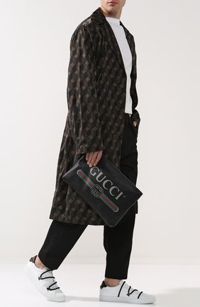 Мужская кожаная папка для документов на молнии GUCCI черного цвета по цене 71800 руб., арт. 500984/0GCAT | Фото 2 Мужская кожаная папка для документов на молнии GUCCI черного цвета, арт. 500984/0GCAT | Фото 2