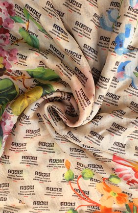 Женская шаль из смеси вискозы и шелка с принтом GUCCI кремвого цвета по цене 24650 руб., арт. 519848/3G856 | Фото 2 Женская шаль из смеси вискозы и шелка с принтом GUCCI кремвого цвета, арт. 519848/3G856 | Фото 2
