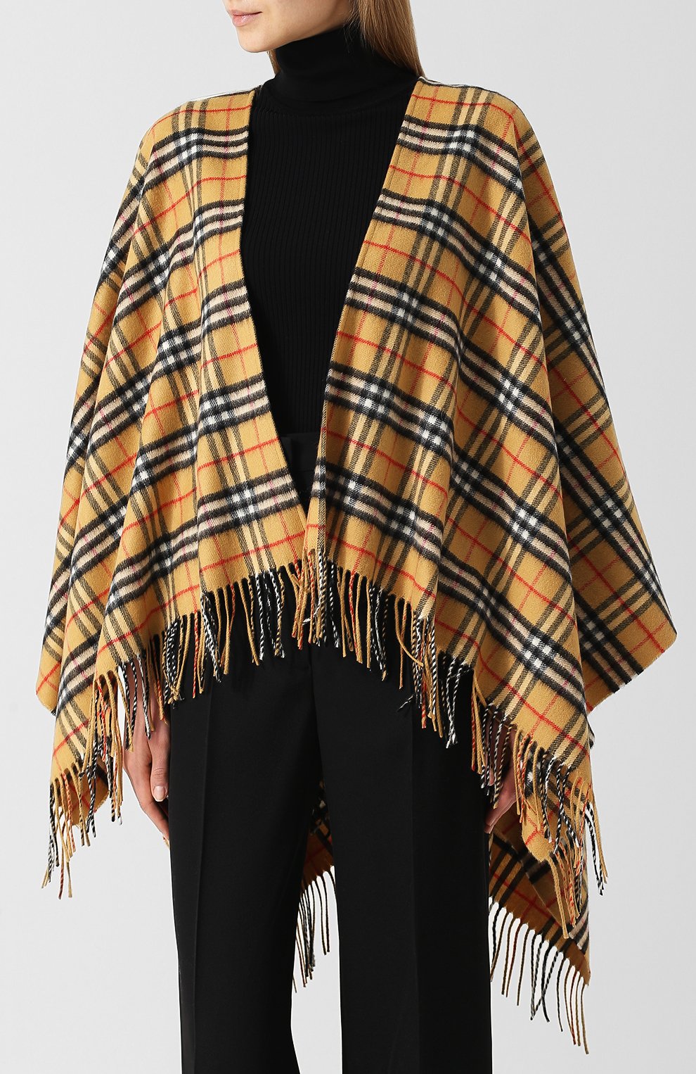 Женская желтая пончо из смеси шерсти и кашемира в клетку Burberry, арт. 4073495 купить в ЦУМ | Фото №3 Пончо из смеси шерсти и кашемира в клетку Burberry желтая | Фото №3