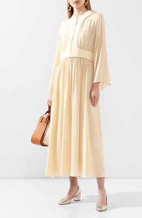 Женские кожаные туфли lauren CHLOÉ серебряного цвета по цене 42500 руб., арт. CHC17S23046 | Фото 2 Женские кожаные туфли lauren CHLOÉ серебряного цвета, арт. CHC17S23046 | Фото 2