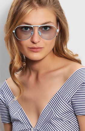 Женские солнцезащитные очки GUCCI голубого цвета по цене 21200 руб., арт. GG0334 006 | Фото 2 Женские солнцезащитные очки GUCCI голубого цвета, арт. GG0334 006 | Фото 2