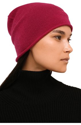 Женская кашемировая шапка бини GIORGIO ARMANI фуксия цвета, арт. 797362/8A502 | Фото 2 (Материал: Шерсть, Кашемир, Текстиль; Статус проверки: Проверено, Проверена категория)