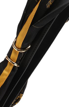 Женские кожаный ремень для сумки scarf strap CHLOÉ темно-синего цвета по цене 62800 руб., арт. CHC18AD802A36 | Фото 2 Женские кожаный ремень для сумки scarf strap CHLOÉ темно-синего цвета, арт. CHC18AD802A36 | Фото 2 (Размер: mini; Материал: Натуральная кожа; Статус проверки: Проверено, Проверена категория; Ошибки технического описания: Нет высоты, Нет глубины; Кросс-КТ: ремень-сумка)