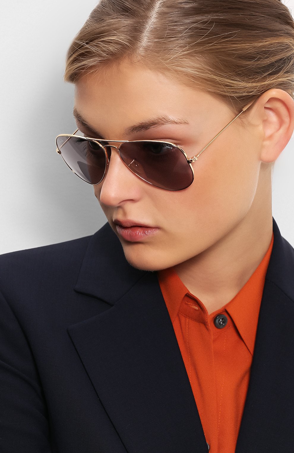 Женские солнцезащитные очки RAY-BAN золотого цвета по цене 12900 руб., арт. 3025-9064V8 | Фото 2 Женские солнцезащитные очки RAY-BAN золотого цвета, арт. 3025-9064V8 | Фото 2
