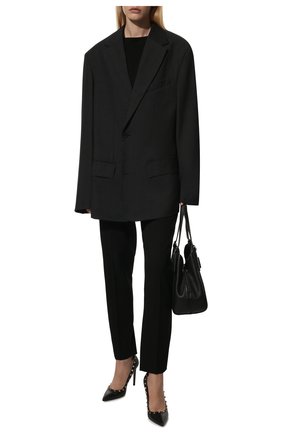 Женская кожаные туфли valentino garavani rockstud VALENTINO черного цвета по цене 52700 руб., арт. QW2S0057/VCE | Фото 2 Женская кожаные туфли valentino garavani rockstud VALENTINO черного цвета, арт. QW2S0057/VCE | Фото 2