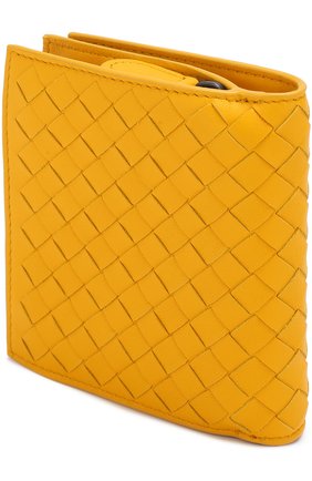 Кожаный кошелек с плетением intrecciato Bottega Veneta, желтого цвета, арт. 121059/V001N в ЦУМ | Фото №2 Кожаный кошелек с плетением intrecciato Bottega Veneta желтого цвета | Фото №2