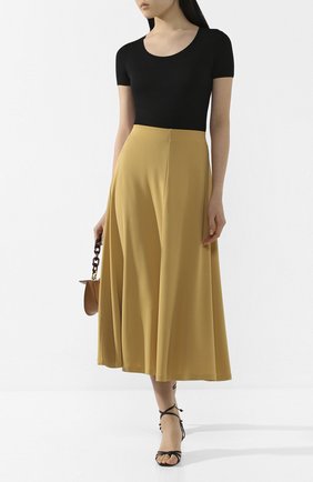 Женская футболка из вискозы EMPORIO ARMANI черного цвета по цене 17700 руб., арт. 8N2M6A/2J85Z | Фото 2 Женская футболка из вискозы EMPORIO ARMANI черного цвета, арт. 8N2M6A/2J85Z | Фото 2